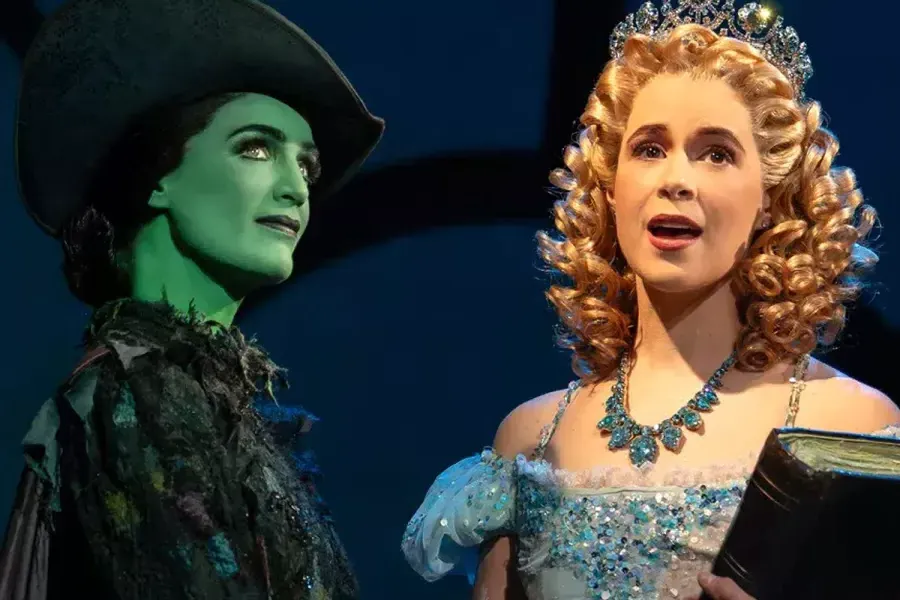 The cast of "Wicked" at 贝博体彩app's Orpheum Theater